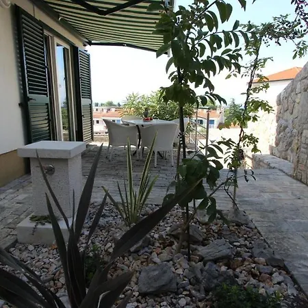 Gostinjska kuća Adria Malinska