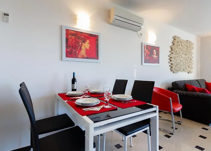 Adria Πανσιόν