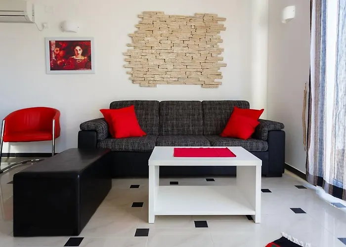 Adria Πανσιόν 4*